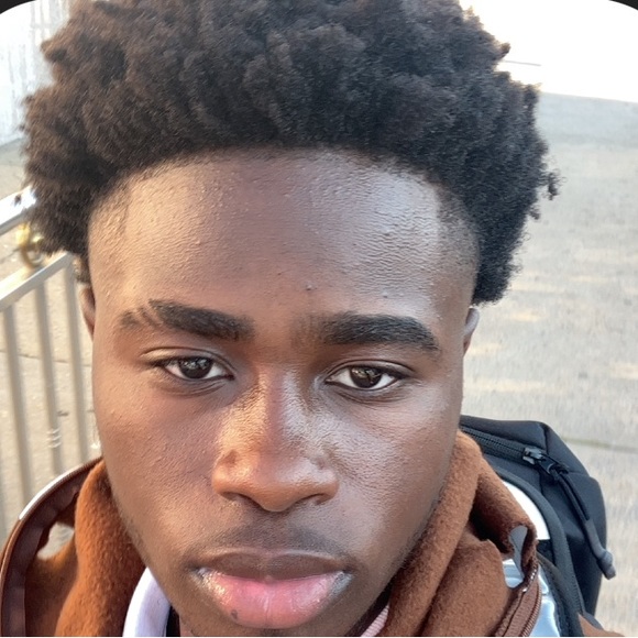 Meet your Posher, Sean - Picture 2 of 2